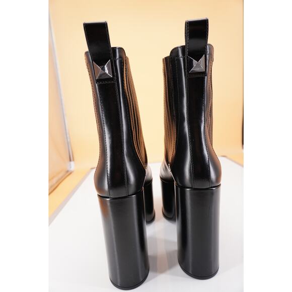 Valentino Club Beatle Roman Stud Black Leather Platform boot SZ 39 ankle $1690 - Picture 3 of 12